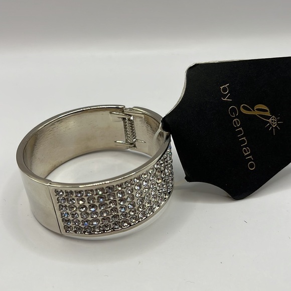 Sparkling Rhinestones Clamper Bracelet Silver-tone with Hinged Back Closure - Picture 6 of 8